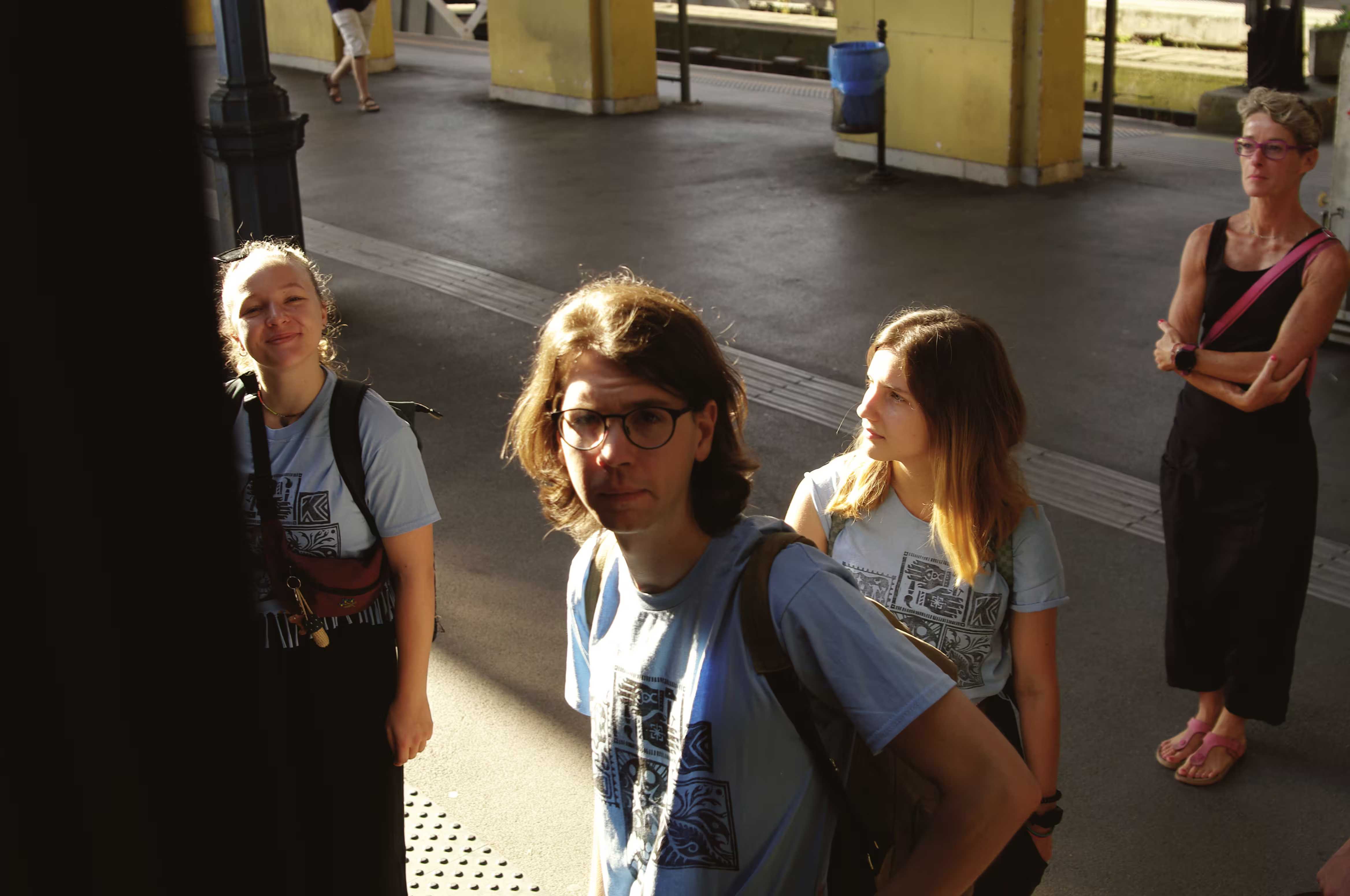 /src/assets/uploads/w (29).avif