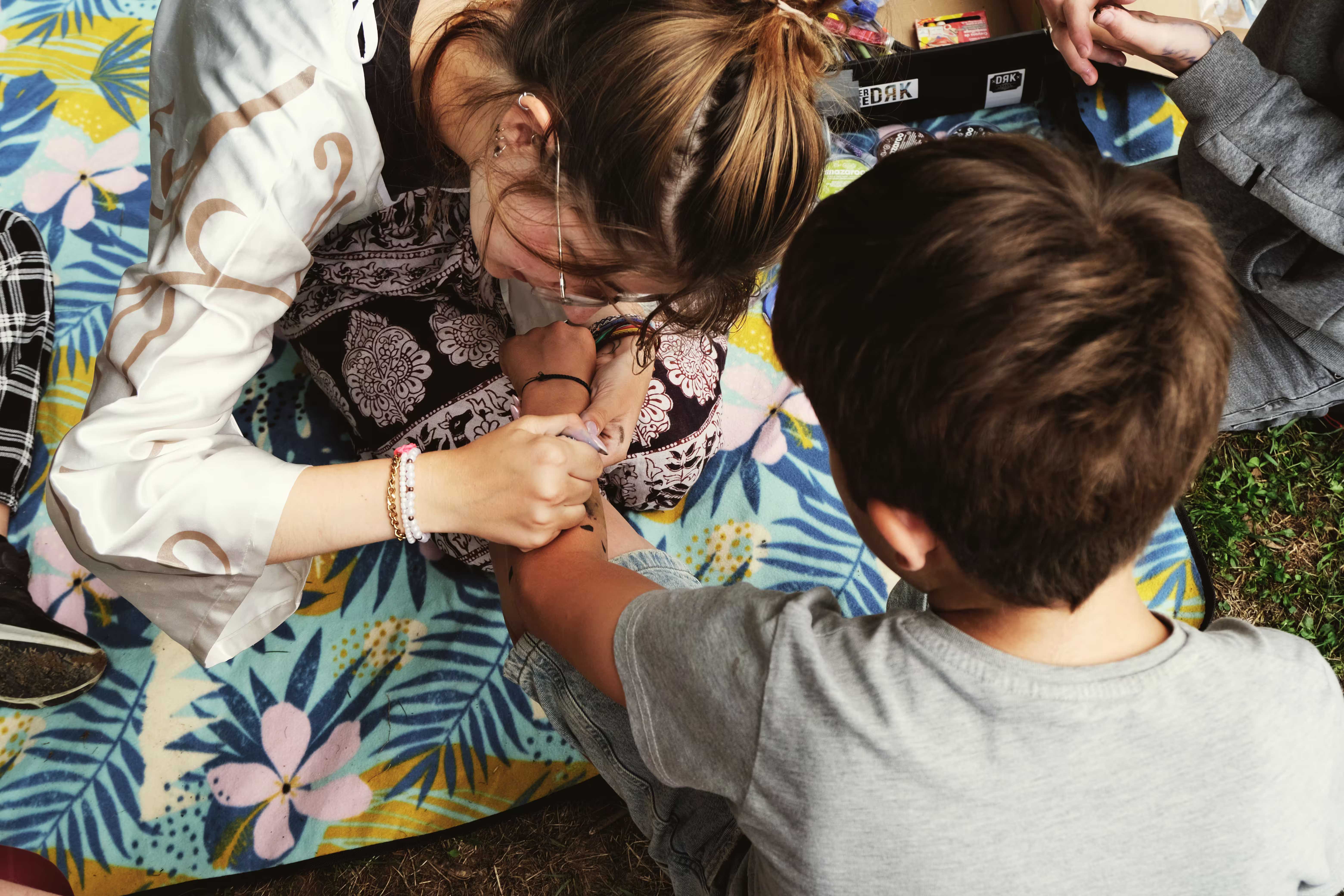 /src/assets/uploads/w (92).avif