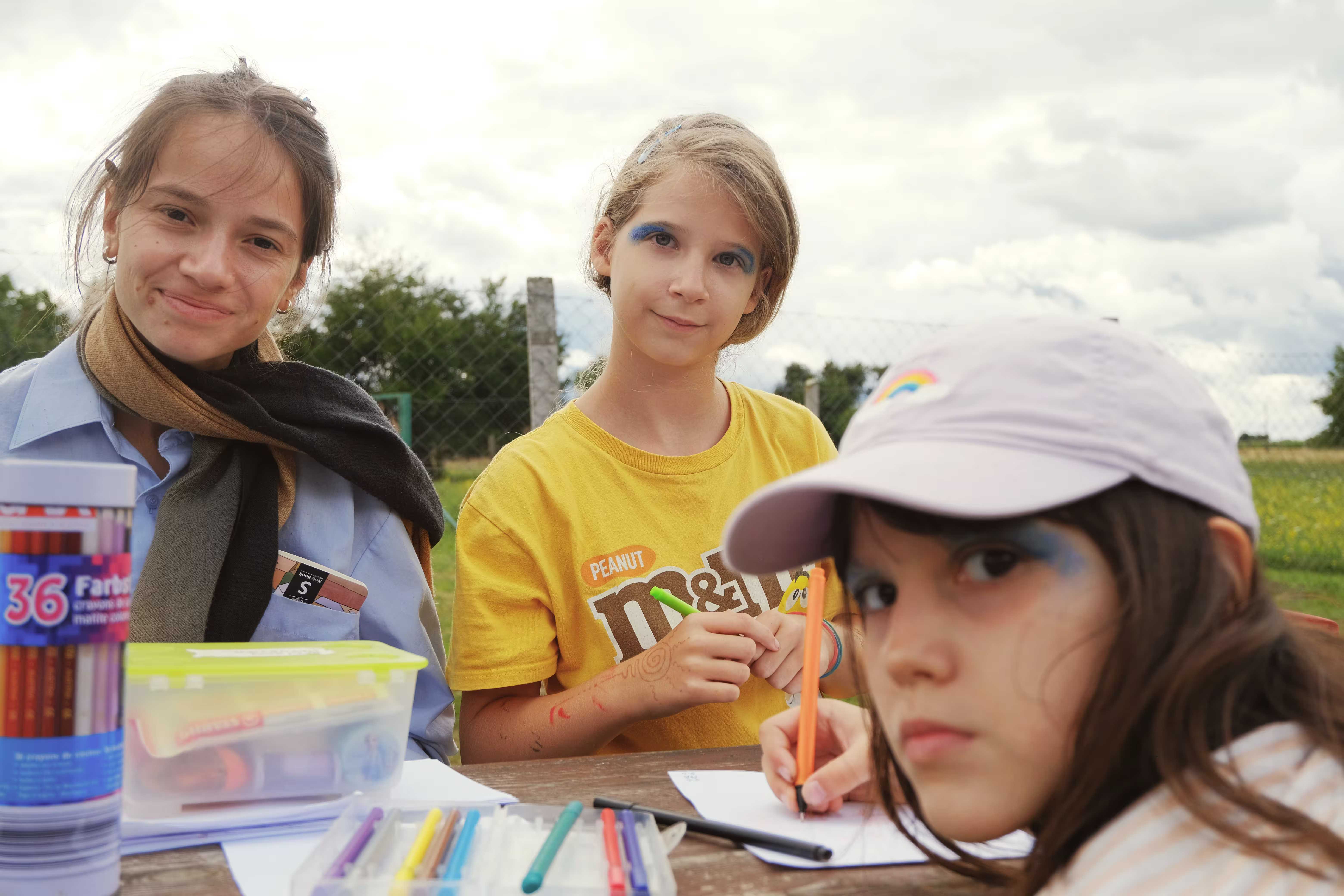 /src/assets/uploads/w (93).avif