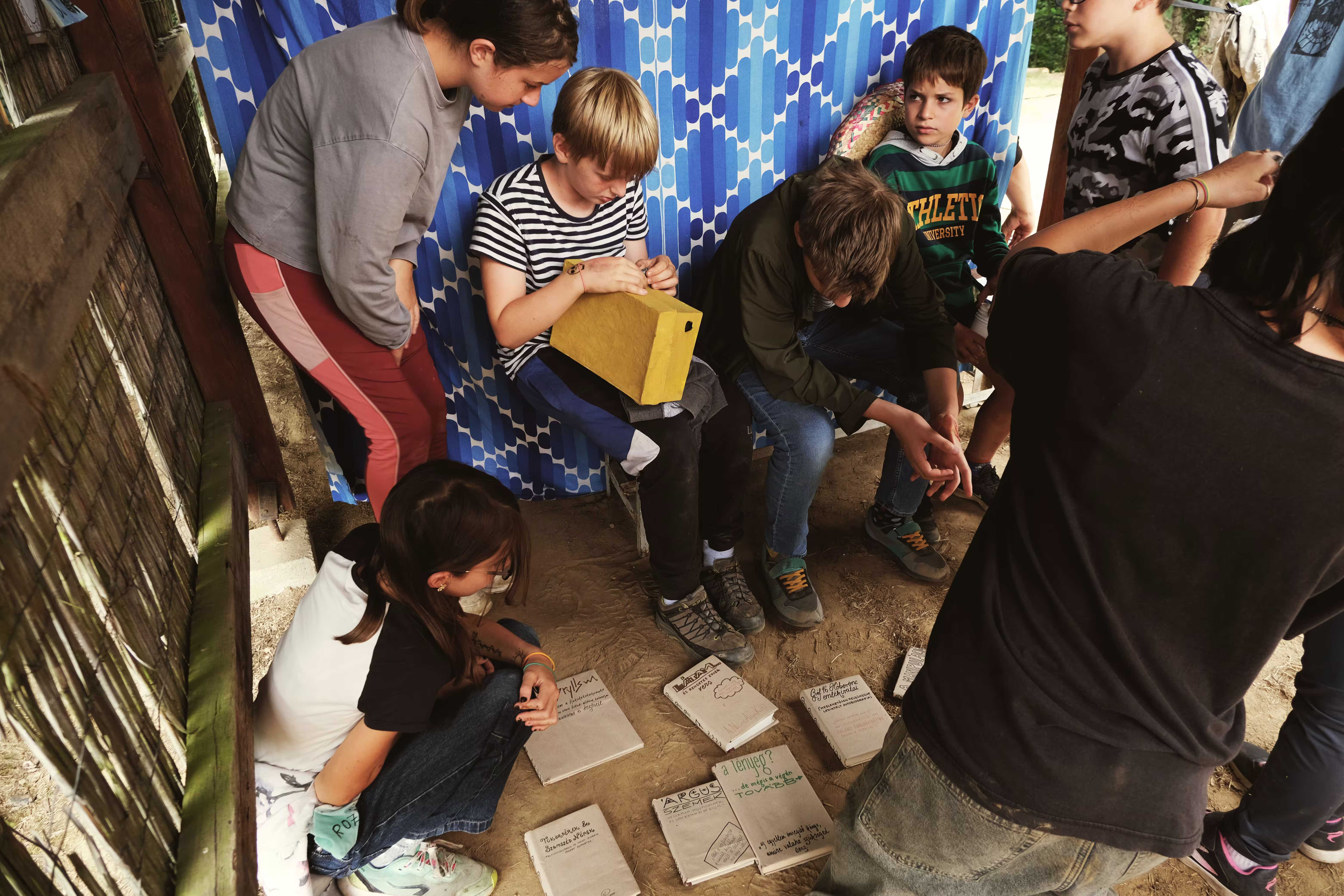 /src/assets/uploads/w (98).avif